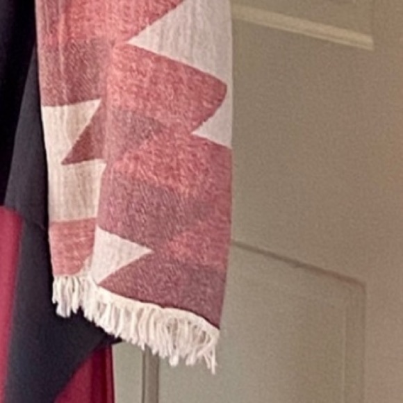 Southwest Aztec Blanket Wrap Jacquard Woven Organic Cotton Light Red Pink Gray - Picture 8 of 10